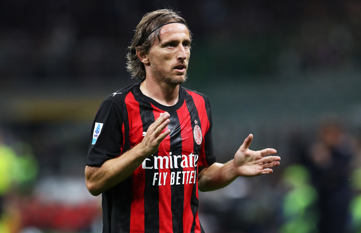 MILAN, ITALY - SEPTEMBER 28: Luka Modric of AC Milan during the Serie A match between AC Milan and SSC Napoli at Giuseppe Meazza Stadium on September 28, 2025 in Milan, Italy. (Photo by Marco Luzzani/Getty Images)